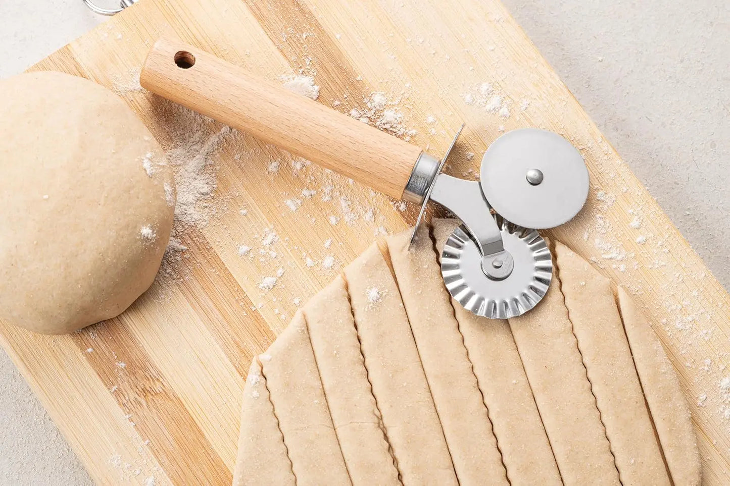 Zupa Wooden Handled Double Wheel Knife Silver Zupa