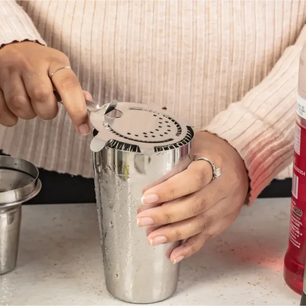 Professional Stainless Steel Cocktail Strainer – Essential Bar Tool for Perfect Drinks